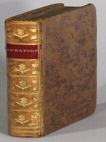 Quinti Horatii Flacci carmina, detersis recentibus plerumque maculis, nitori suo restituta. Joseph Valart.