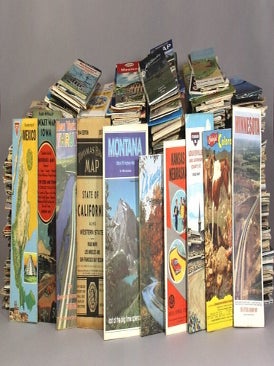 Item #71123 A collection of approximately 665 American road maps